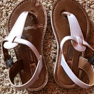 Mega Shoes  White sandals